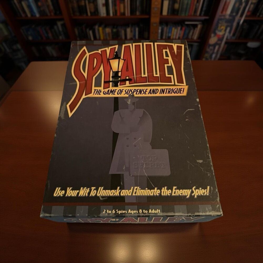Vintage Spy Alley The Game of Suspense Intrigue Complete Board Game